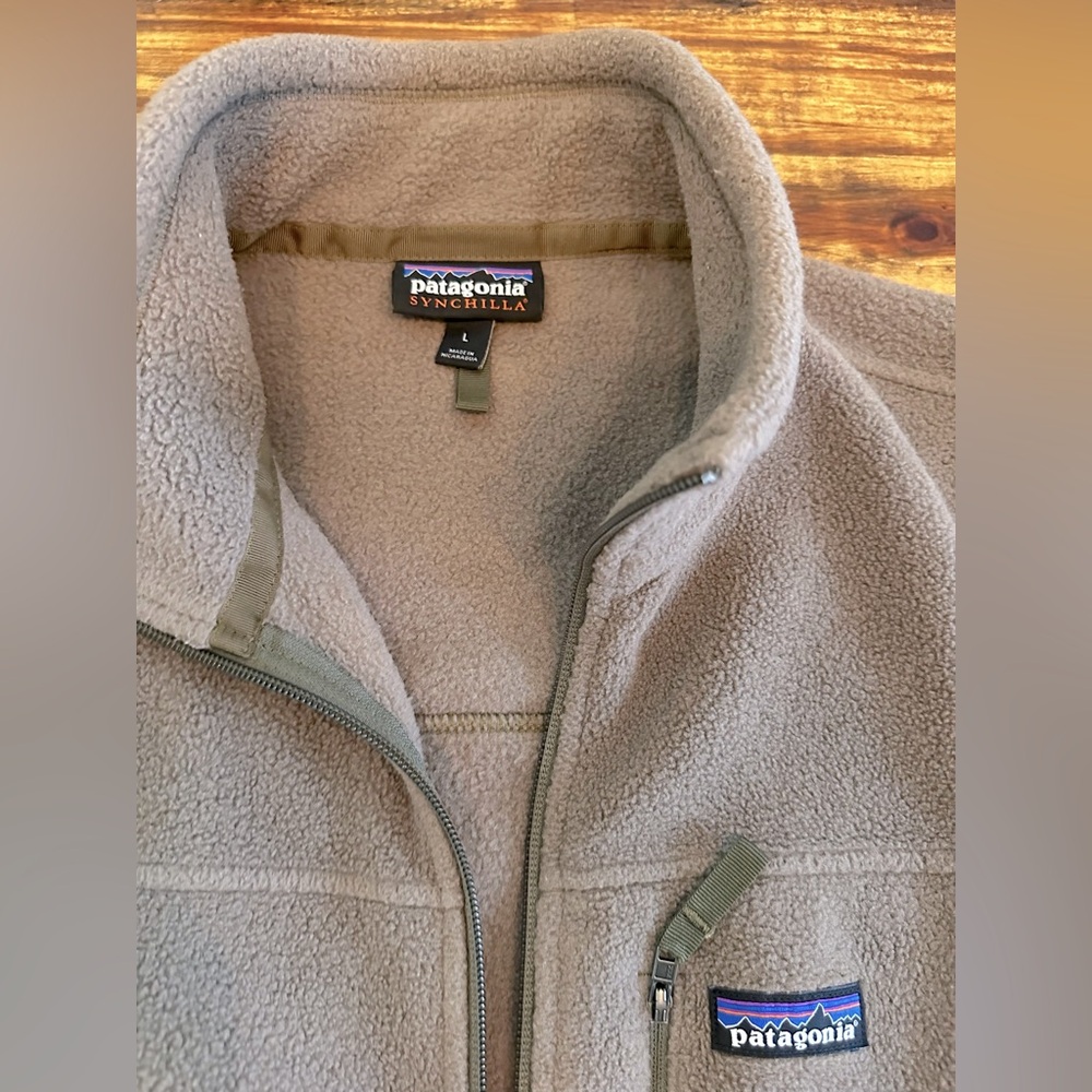 Patagonia Women’s Synchilla fleece jacket size large